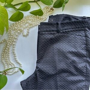 White House Black Market Curvy Slim Ankle Pant